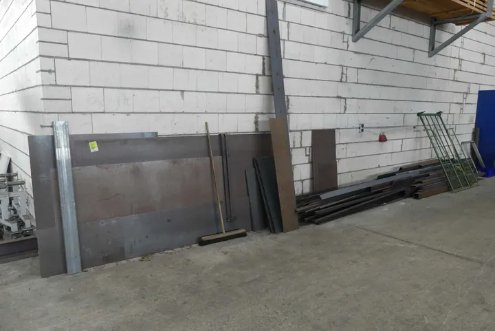 Konvolut Altmetall Maße in cm ca. 500
